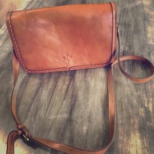 Well LOVED Patricia Nash purse